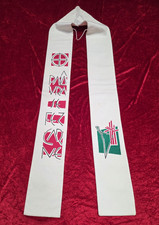 STOLA ÜBERSTOLA MIT INSCHRIFT